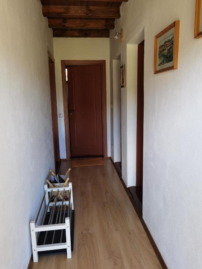 Guest House Yana Turkasheni ภายนอก รูปภาพ
