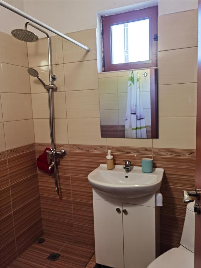 Guest House Yana Turkasheni ภายนอก รูปภาพ