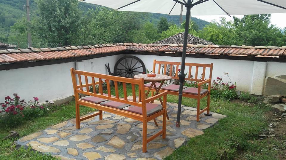 Guest House Yana Turkasheni ภายนอก รูปภาพ