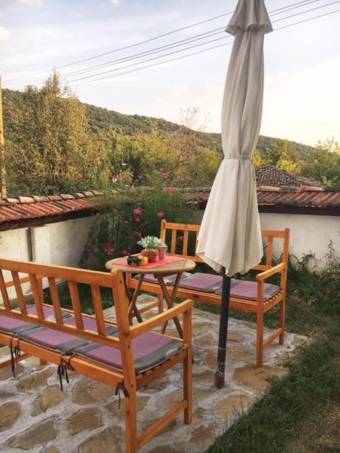 Guest House Yana Turkasheni ภายนอก รูปภาพ